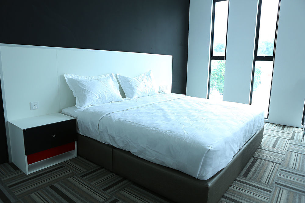 Beverly Hotel Taiping Bagian luar foto